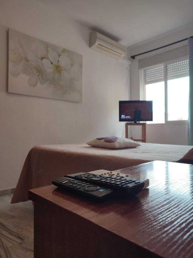 Habitacion Arroyo De La Miel ベナルマデナ エクステリア 写真