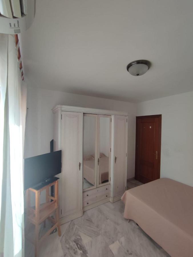 Habitacion Arroyo De La Miel ベナルマデナ エクステリア 写真
